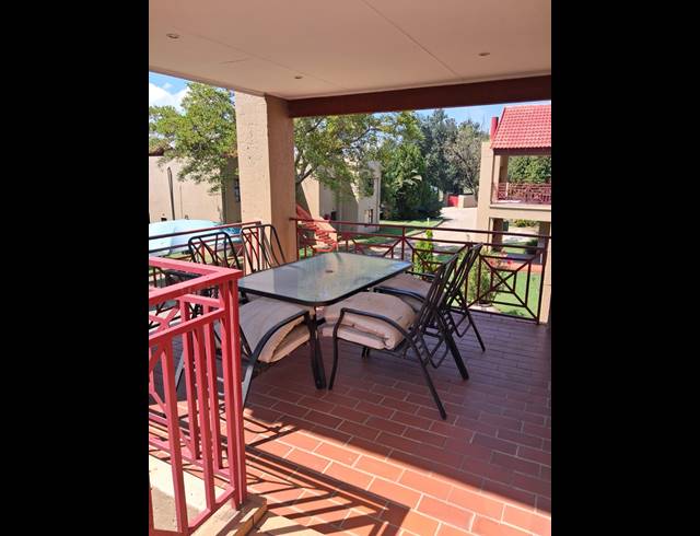 2 BEDROOM FLAT FOR SALE IN ABRAHAMSRUST